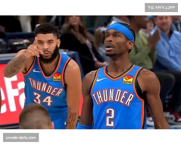 状元佩奇现身独行侠对雷霆季前赛引发媒体热议