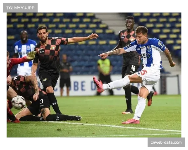 欧冠场均进球2.8个创新高 赛事进攻趋势受益VAR优化引导